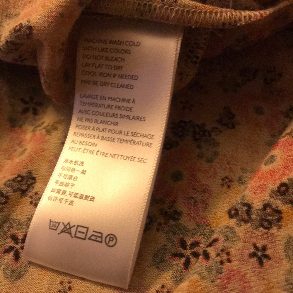 Free People NWOT asymmetrical hem skirt. Size 2. - Picture 4 of 5